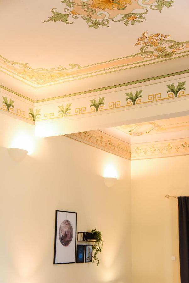 Neoclassical Athens Residence Exterior photo